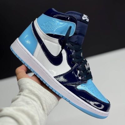 نایک ایر جردن وان ساقدار ورنی آبی سورمه ای NIKE AIR JORDAN 1 RETRO HIGH OG BLUE CHILL