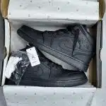 کفش نایک ایر جردن وان ساقدار تمام مشکی Nike Air Jordan 1 High Triple Black