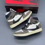 کفش نایک ایر جردن وان ساقدار رترو تراویس اسکات موکا Nike Air Jordan 1 Retro High Travis Scott Mocha