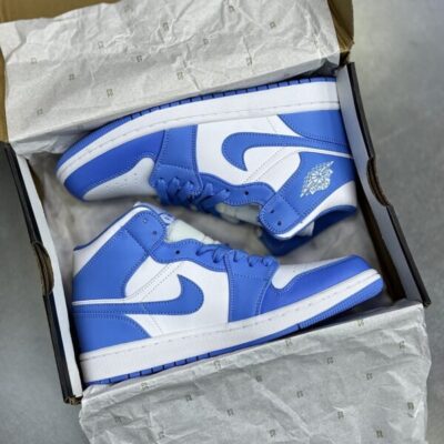 کفش نایک ایر جردن وان ساقدار سفید آبی Nike Air Jordan 1 High White Blue