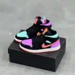 کفش نایک ایر جردن وان ساقدار لنگه به لنگه Nike Air Jordan 1 High Mismatch