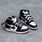 کفش نایک ایر جردن وان ساقدار رترو سفید مشکی قرمز Nike Air Jordan 1 High Retro White Black Red