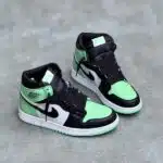 کفش نایک ایر جردن وان ساقدار مشکی سبز Nike Air Jordan 1 High Black Green