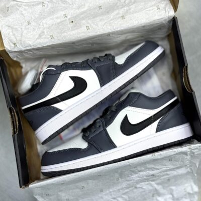 کفش نایک ایر جردن وان سفید سیمانی Nike Air Jordan 1 White Cement