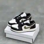 کفش نایک ایر جردن وان مشکی سفید لجنی Nike Air Jordan 1 Black White Olive