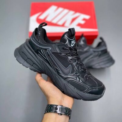نایک زوم وومرو ۵ مشکی Nike Zoom Vomero 5 Black