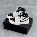 کفش نایک ایر جردن وان ساقدار کرم مشکی Nike Air Jordan 1 High Cream Black