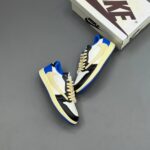 کفش نایک ایر جردن وان لو تراویس فرگمنت Nike Air Jordan 1 Low Travis Scott Fragment